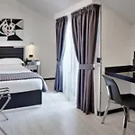 إل إتش بي نابليون 4*