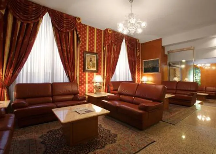 Hotel Lhp Napoleon 4*