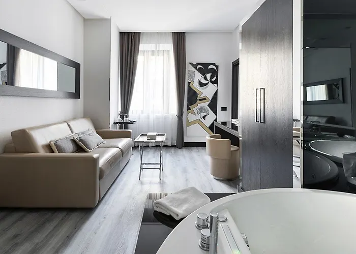 Hotel Lhp Napoleon 4*