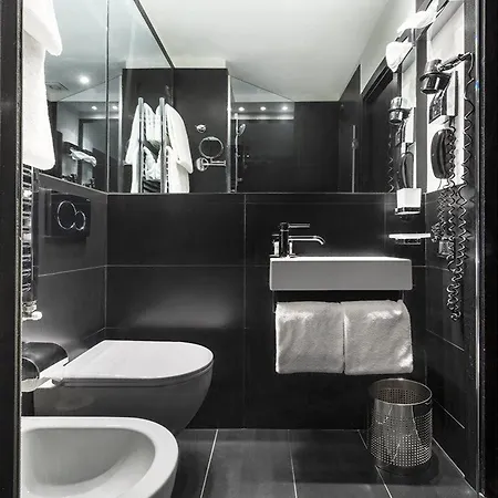 Lhp Napoleon Hotel Milan